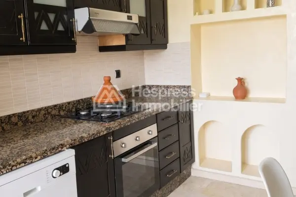 2-bedroom apartment with large terrace