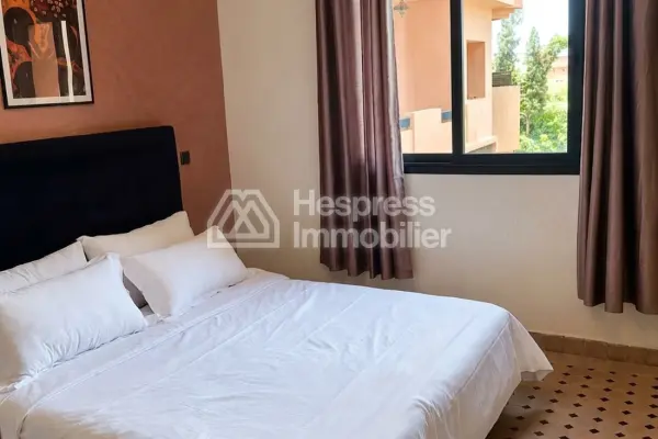 2-bedroom apartment with large terrace