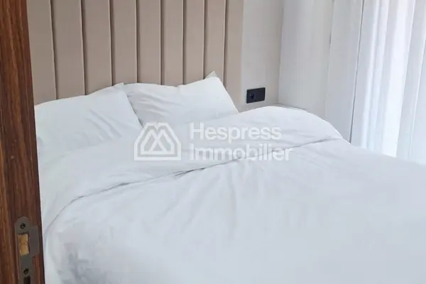 Superb apartment for sale in Ain Mezouar . 2 comfortable bedrooms. Well furnished.