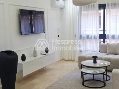Superbe appartement à vendre à Ain Mezouar. 2 chambres agréables. Bien meublé