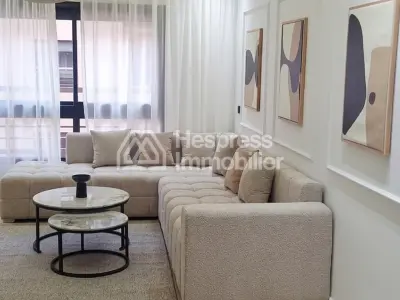 Superbe appartement à vendre à Ain Mezouar. 2 chambres agréables. Bien meublé
