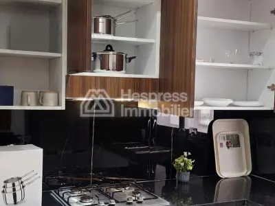 Superbe appartement à vendre à Ain Mezouar. 2 chambres agréables. Bien meublé