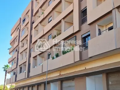 Superbe appartement à vendre à Ain Mezouar. 2 chambres agréables. Bien meublé
