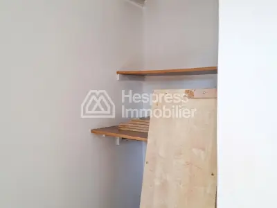 Très bel appartement en location à Route de Safi. 3 belles chambres. Porte blindée, sécurité