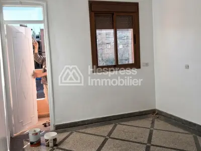 Très bel appartement en location à Route de Safi. 3 belles chambres. Porte blindée, sécurité