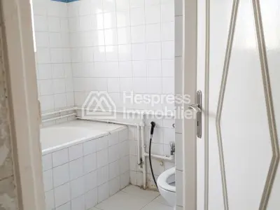 Très bel appartement en location à Route de Safi. 3 belles chambres. Porte blindée, sécurité