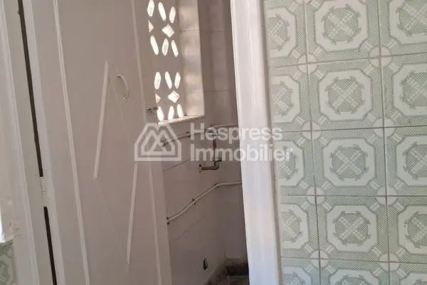 شقة جميلة للإيجار في Route de Safi . ثلاث غرف نوم رائعة. باب أمان.