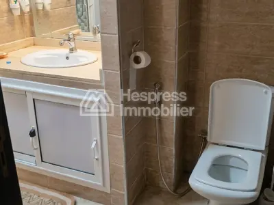 For sale: a beautiful apartment at Route de Safi . Total area 102 m². Elevator and terrace.
