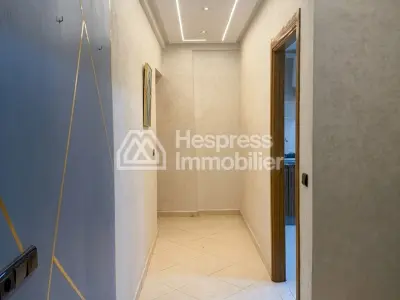 Apartment for sale at Route de Safi . 5 rooms. Furnished