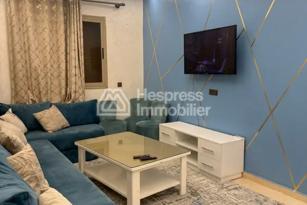 شقة للبيع في Route de Safi . خمس غرف. مفروشة.