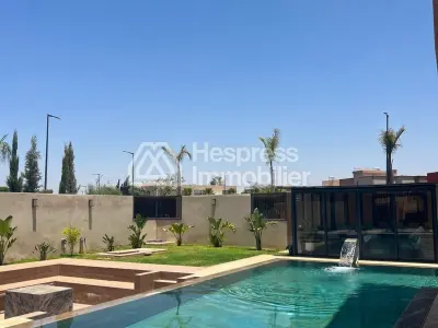 Modern 3-sided villa for sale, furnished, in Zhour Targa, 660m2, no overlooking neighbors