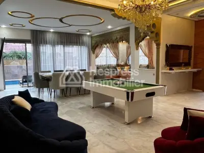 Villa de luxe à louer à Guéliz. 4 chambres agréables. Meublé