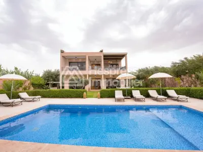 Luxury house for sale on Route de Fez. 5 bedrooms. Furnished.