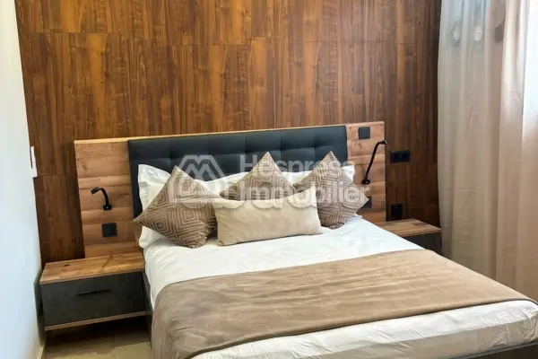 Apartment for rent in Gueliz . 5 large rooms. Furnished.