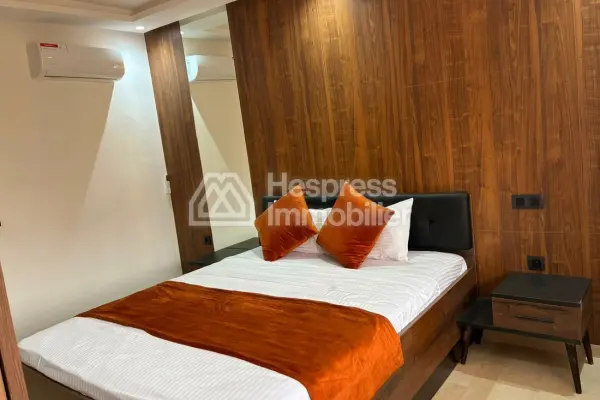 Apartment for rent in Gueliz . 5 large rooms. Furnished.