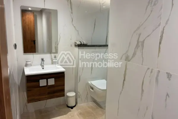 Apartment for rent in Gueliz . 5 large rooms. Furnished.