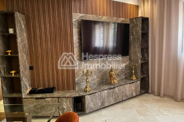 Apartment for rent in Gueliz . 5 large rooms. Furnished.
