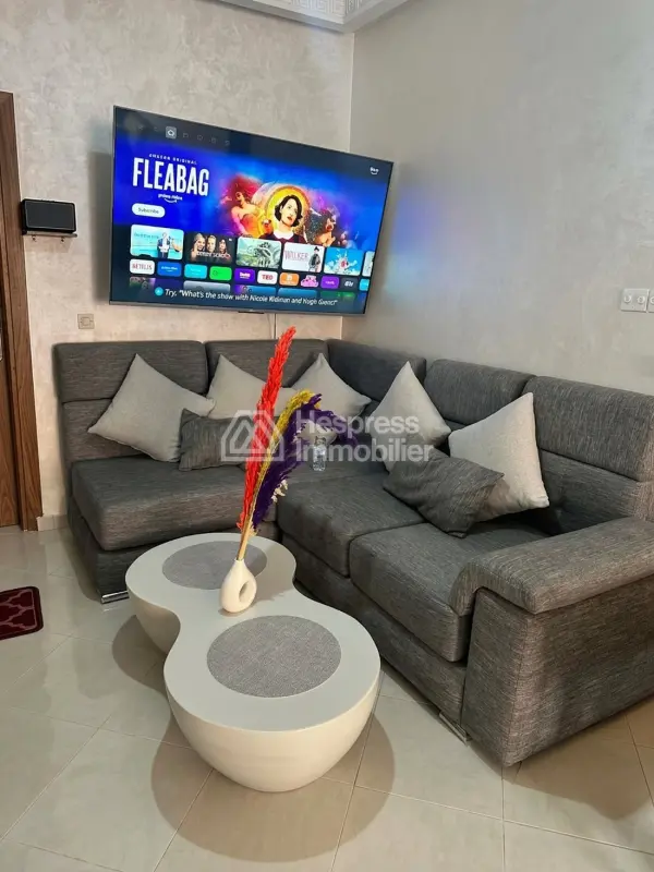 Superb apartment for rent in Gueliz . Comfortable 3 rooms. Furnished.