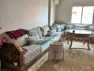 Superb apartment for rent in Gueliz . Comfortable 3 rooms. Furnished.