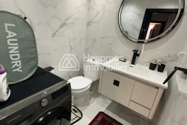 Superb apartment for rent in Gueliz . Comfortable 3 rooms. Furnished.