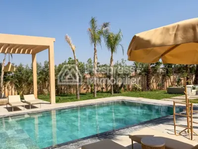 Magnifique villa à vendre à Route de l'Ourika. 6 grandes pièces. Bien meublé
