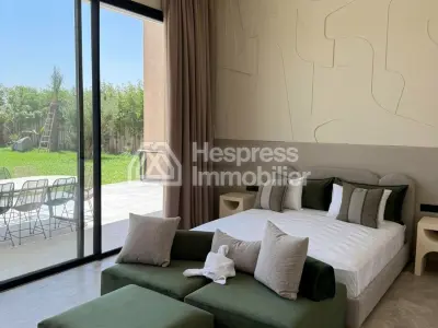 Magnifique villa à vendre à Route de l'Ourika. 6 grandes pièces. Bien meublé