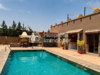 Luxury villa for rent on Route de Tahanaout. 6 comfortable rooms. Furnished.