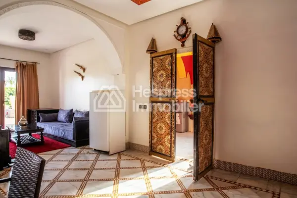 Luxury villa for rent on Route de Tahanaout. 6 comfortable rooms. Furnished.