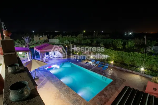 Luxury villa for rent on Route de Tahanaout. 6 comfortable rooms. Furnished.