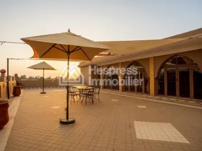 Luxury villa for rent on Route de Tahanaout. 6 comfortable rooms. Furnished.