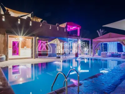 Luxury villa for rent on Route de Tahanaout. 6 comfortable rooms. Furnished.