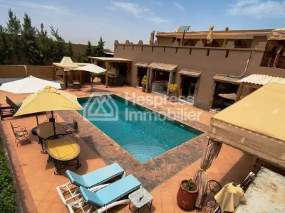 Luxury villa for rent on Route de Tahanaout. 6 comfortable rooms. Furnished.