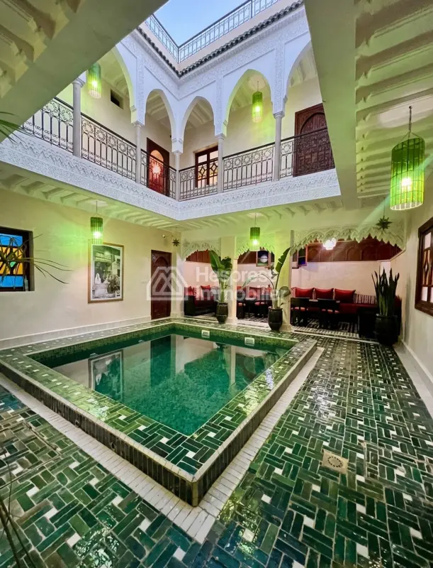 Beautiful riad for sale in Kennaria. Total area 170 m². Mountain views, central heating