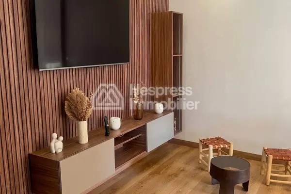 Apartment for rent on Route Casablanca. 2 comfortable bedrooms. Well furnished.