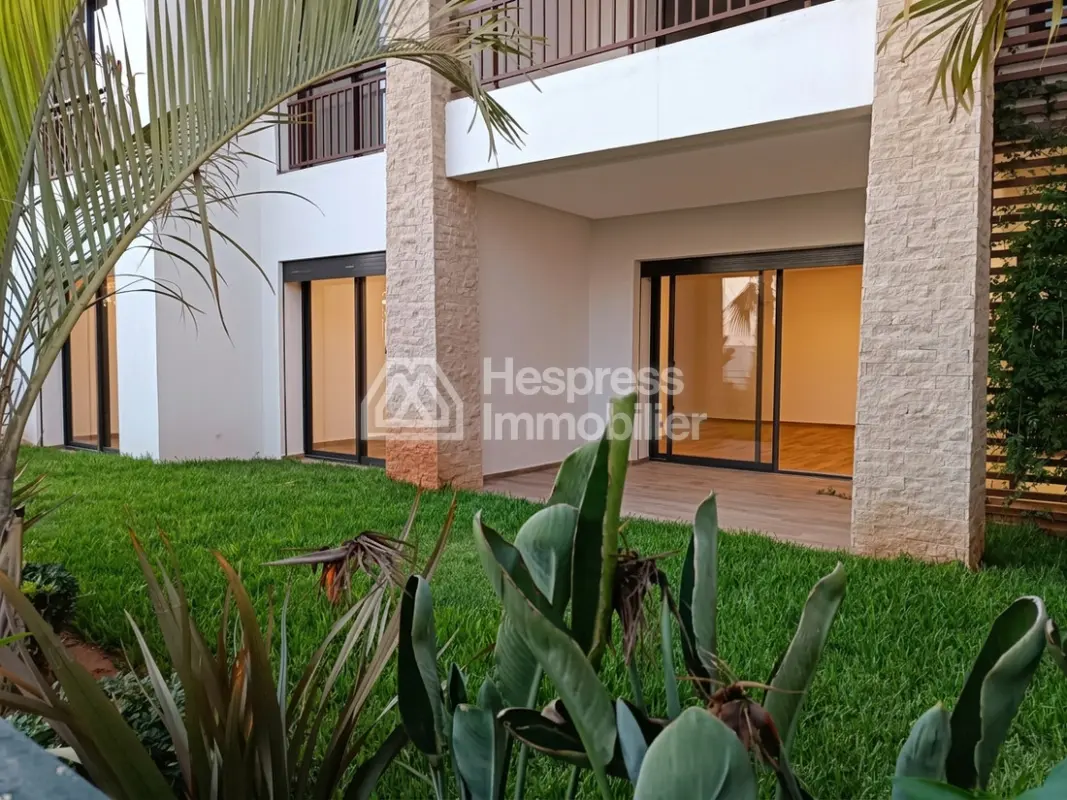 Premium ground floor apartment with garden at Dar Bouazza