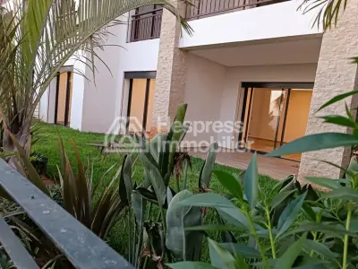 Rez de jardin premium à Dar bouazza Location
