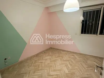 Beautiful apartment for sale in Mers Sultan 84m2