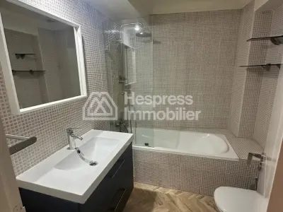 Beautiful apartment for sale in Mers Sultan 84m2