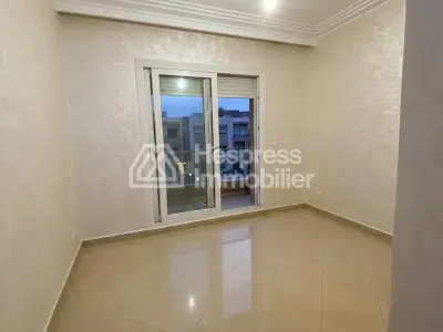 Duplex for rent with terrace near bd d Anfa