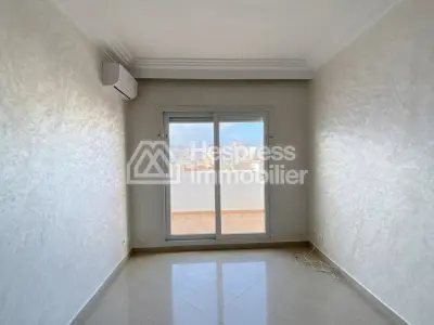 Duplex for rent with terrace near bd d Anfa