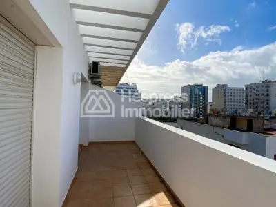 Duplex for rent with terrace near bd d Anfa