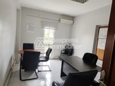 Location villa commerciale a Sidi Maarouf