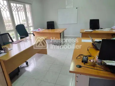 Location villa commerciale a Sidi Maarouf