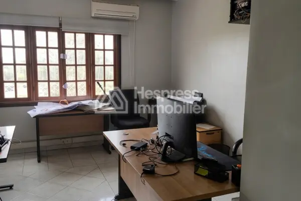 Location villa commerciale a Sidi Maarouf