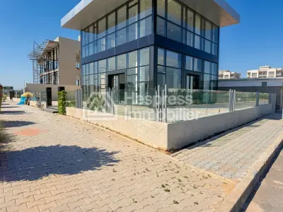 Villa commercial de haut standing à vendre à Tamaris
