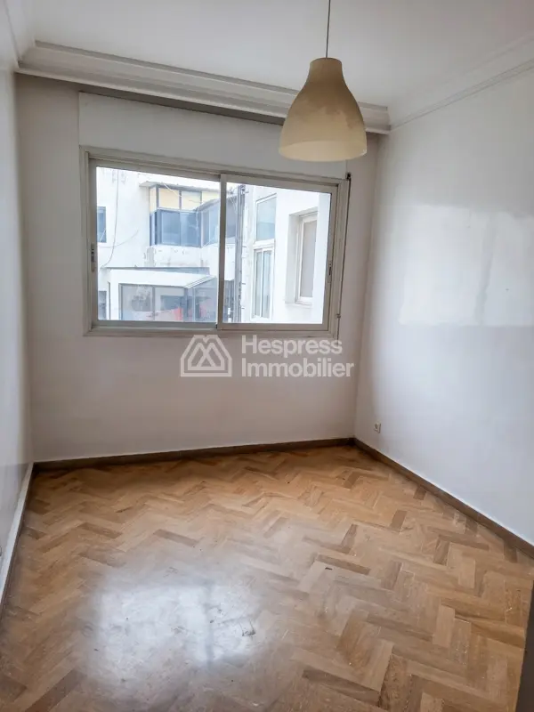 Beautiful apartment for rent in Racine extension