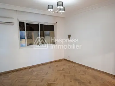 Beautiful apartment for rent in Racine extension