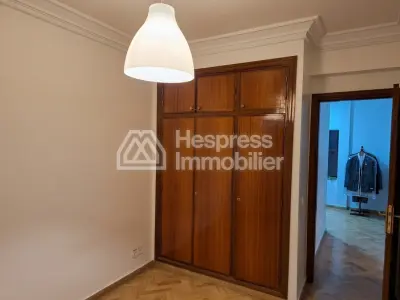 Beautiful apartment for rent in Racine extension