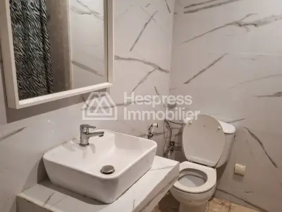 Beautiful apartment for rent in Racine extension