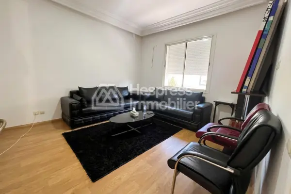 Apartment for rent at Sidi Maarouf . 500 sq m. Equipped kitchen